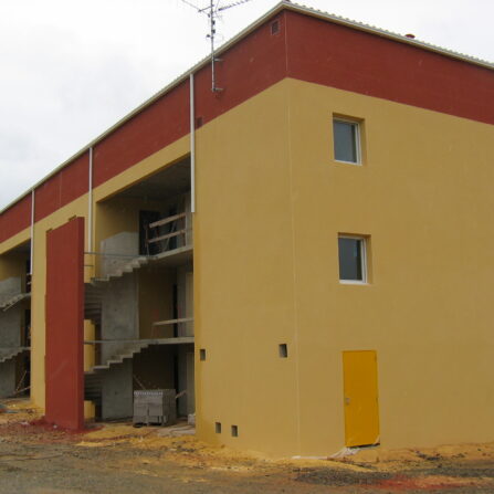 Immeuble Le Longchamps - Ravalement de France - façadier - enduit de façade en Charente-Maritime, Vendée, Loire-Atlantique