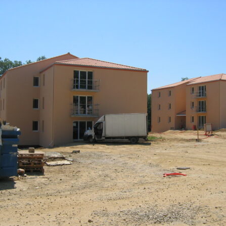 Immeuble Eiffage Bourg sous la Roche - Ravalement de France - façadier - enduit de façade en Charente-Maritime, Vendée, Loire-Atlantique