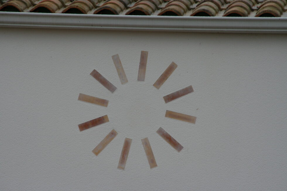 Enduit décoration briquettes soleil - Ravalement de France - façadier - enduit de façade en Charente-Maritime, Vendée, Loire-Atlantique
