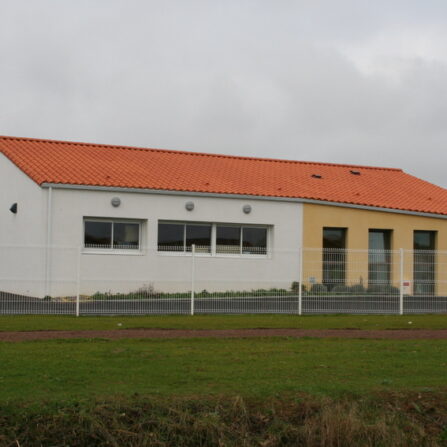 Centre pour handicapés à Talmont St Hilaire - Réalisations diverses - Ravalement de France - façadier - enduit de façade en Charente-Maritime, Vendée, Loire-Atlantique