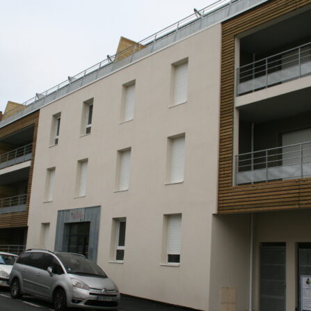 Immeuble BMP La Roche sur Yon - Ravalement de France - façadier - enduit de façade en Charente-Maritime, Vendée, Loire-Atlantique