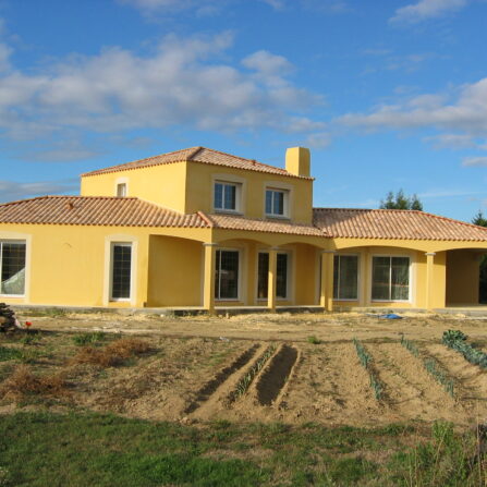 Maison individuelle, gratté deux teintes - Ravalement de France - façadier - enduit de façade en Charente-Maritime, Vendée, Loire-Atlantique