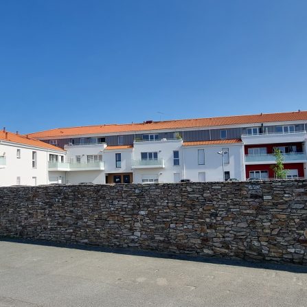 Enduit Immeuble Meltem, pour Bouygues Immobilier à Olonne sur Mer - Ravalement de France - façadier - enduit de façade en Charente-Maritime, Vendée, Loire-Atlantique